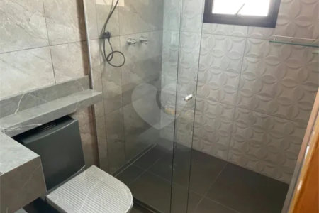 Casa à venda com 3 quartos, sendo 1 suíte, no condomínio Horto Florestal Villagio, Sorocaba - SP