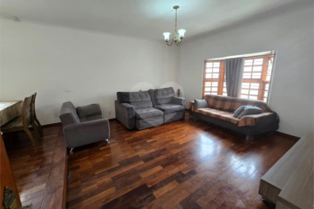 Casa à venda com 3 quartos, sendo 1 suíte,  em Jardim Shangri-lá, Itapetininga, SP