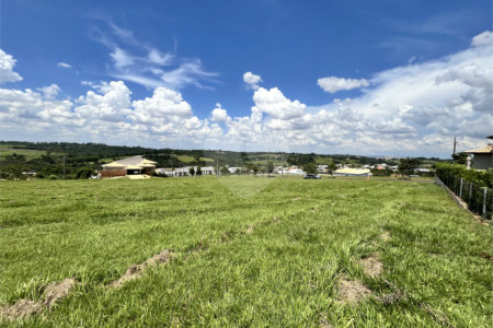 Terreno à venda no condomínio Residencial Saint Charbel, Araçoiaba da Serra - SP