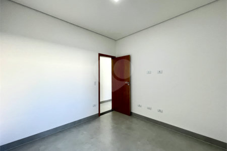 Casa à venda com 3 quartos, sendo 1 suíte,  no condomínio Residencial Villagio Wanel, Sorocaba - SP