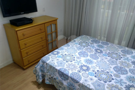 Casa à venda com 3 quartos, sendo 1 suíte,  no condomínio Conselheiro Ferraz, Rio de Janeiro - RJ