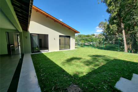 Casa à venda com 3 suítes no condomínio Terras de Santa Teresa, Itupeva - SP