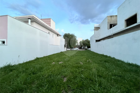Terreno à venda no condomínio Ibiti Royal Park, Sorocaba - SP