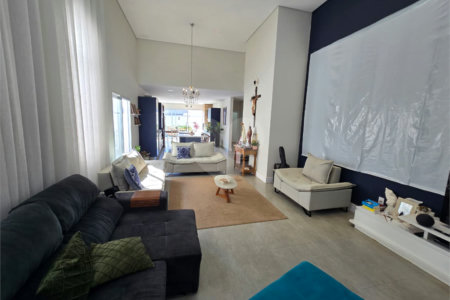 Casa à venda com 3 quartos, sendo 2 suítes, no condomínio Golden, Itapetininga - SP