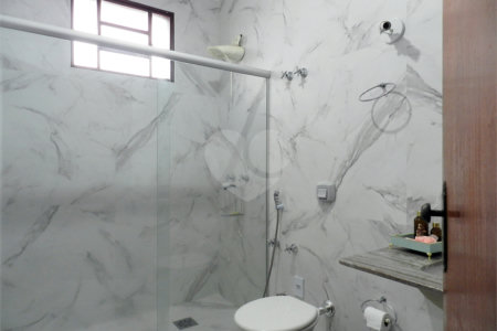 Sobrado à venda com 4 quartos, sendo 3 suítes, em Jardim Paulistano, Ribeirão Preto, SP
