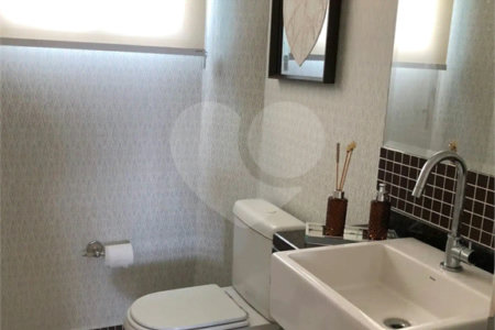 Casa à venda com 5 quartos, sendo 4 suítes, no condomínio Sol Vinhedo, Vinhedo - SP