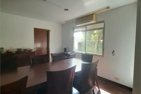 Casa para alugar com 3 quartos, sendo 1 suíte,  em Vila Sônia, São Paulo, SP