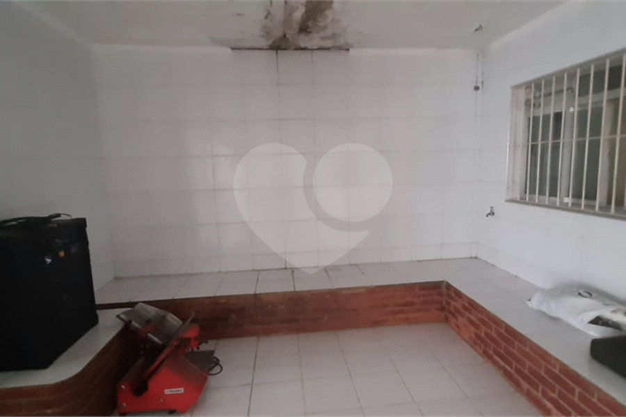 Sobrado à venda com 5 quartos, sendo 1 suíte,  em Vila Rosália, Guarulhos, SP