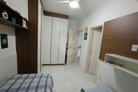 Casa à venda com 3 suítes no condomínio Granja Deolinda, Sorocaba - SP