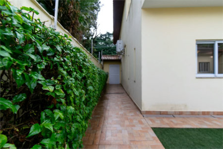 Casa à venda com 3 quartos, sendo 1 suíte,  em Vila Cordeiro, São Paulo, SP