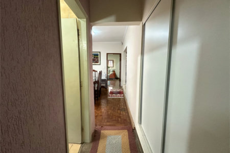 Casa à venda com 3 quartos, sendo 1 suíte, em Vila Monteiro, Itapetininga, SP