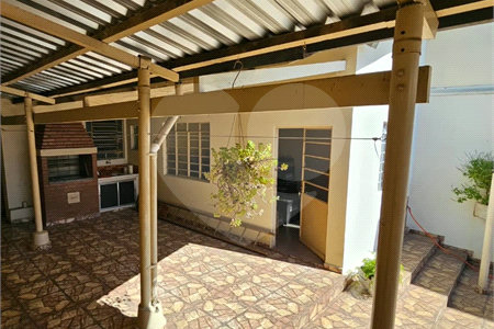 Casa à venda ou para alugar com 5 quartos, sendo 1 suíte, no Centro, Salto, SP