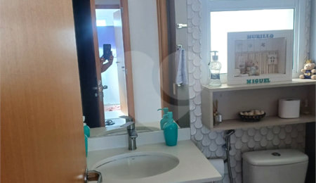 Apartamento à venda com 3 quartos, sendo 1 suíte,  em Vila Vitória, Mogi das Cruzes, SP