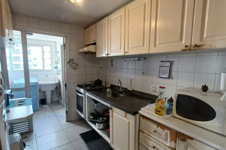 Apartamento à venda com 3 quartos, sendo 1 suíte, em Jardim das Acácias, São Paulo, SP