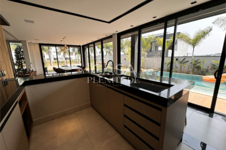 Casa em condomínio à venda ou para alugar com 5 suítes em Alphaville Nova Esplanada, Votorantim, SP