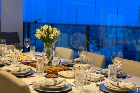 Apartamento à venda com 2 suítes em Cidade Monções, São Paulo, SP