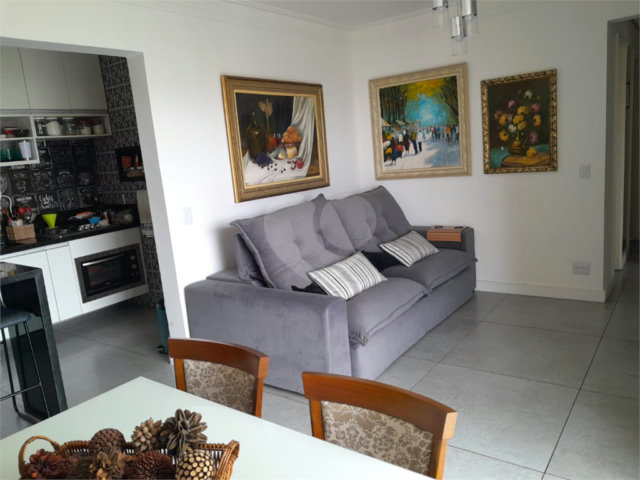 Apartamento à venda com 3 quartos, sendo 1 suíte,  em Jardim Marajoara, São Paulo, SP