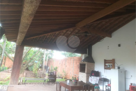 Chácara à venda com 3 quartos, sendo 1 suíte, em Colinas de Indaiatuba, Indaiatuba, SP