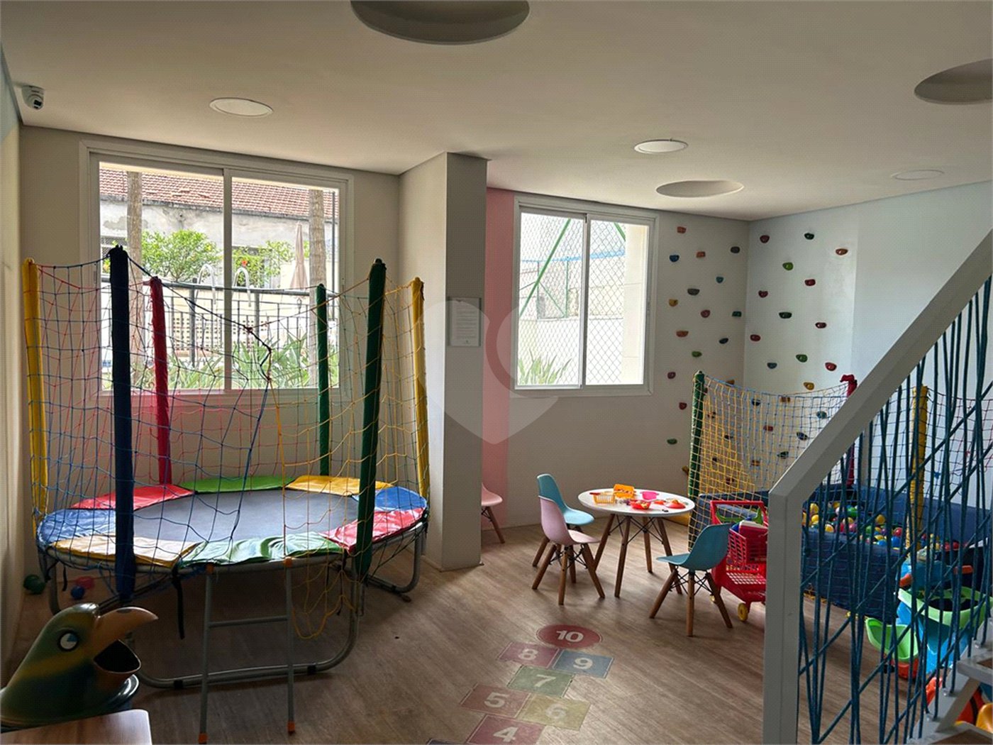 Apartamento para alugar com 3 quartos, sendo 1 suíte, em Pinheiros, São Paulo, SP