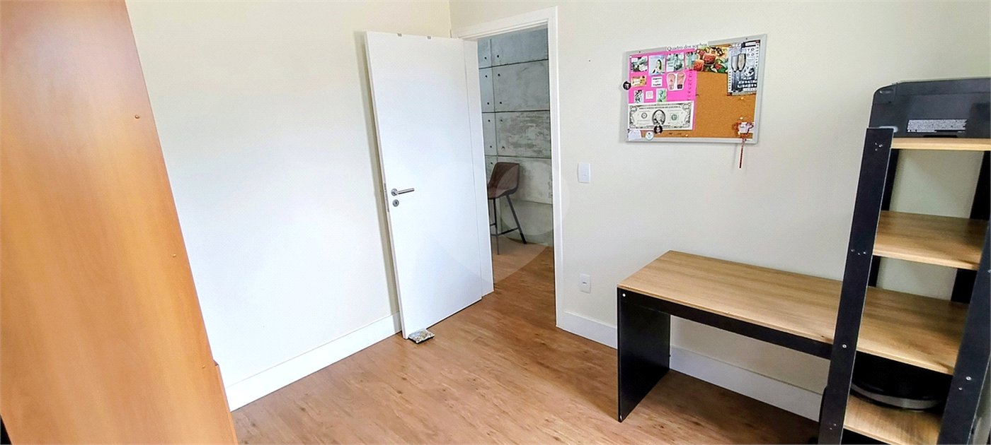 Casa à venda com 3 suítes no condomínio Porto do Sol, Valinhos - SP