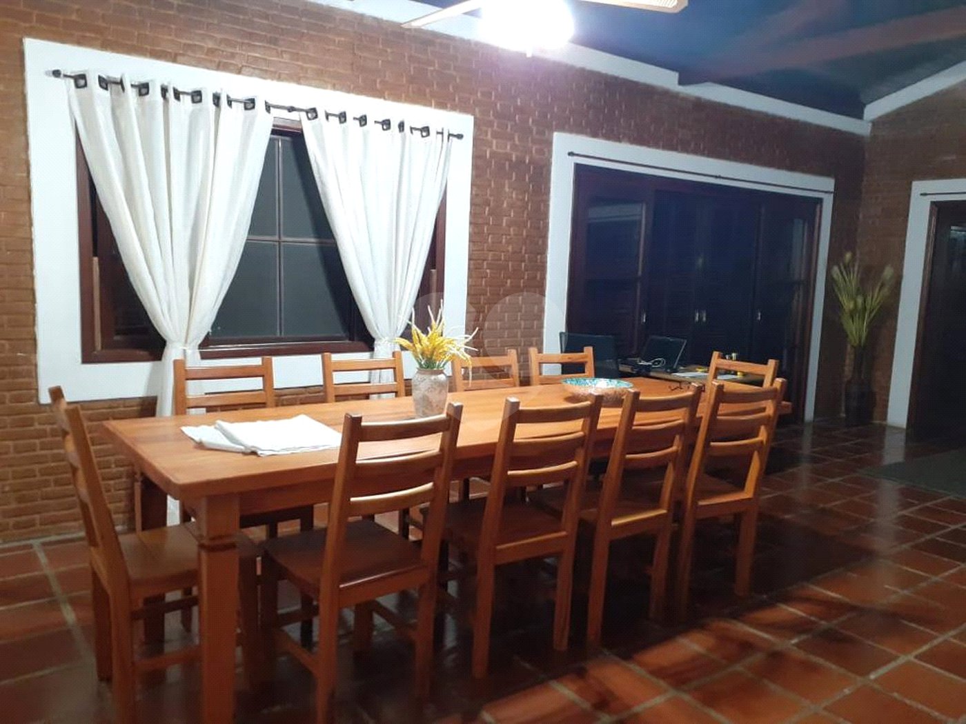 Casa à venda com 8 quartos, sendo 2 suítes, em Serra da Cantareira, Mairiporã, SP