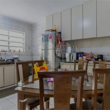 Sobrado à venda com 3 quartos, sendo 1 suíte, em Campo Grande, São Paulo, SP