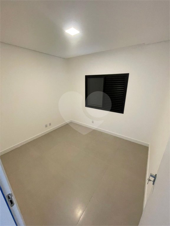 Casa à venda com 3 quartos, sendo 2 suítes,  no condomínio Residencial Jardim, Sorocaba - SP