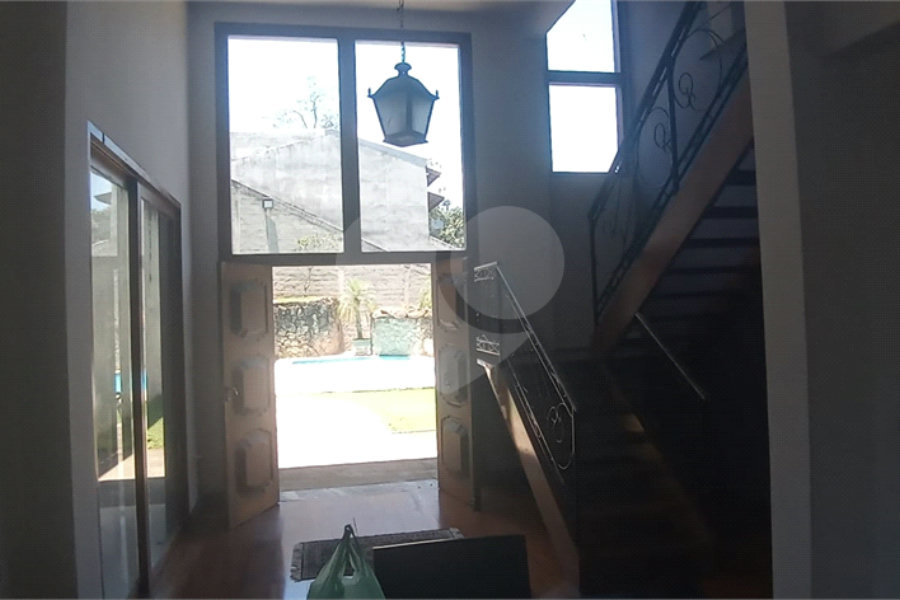 Casa à venda com 5 quartos, sendo 1 suíte, em Roseira, Mairiporã, SP