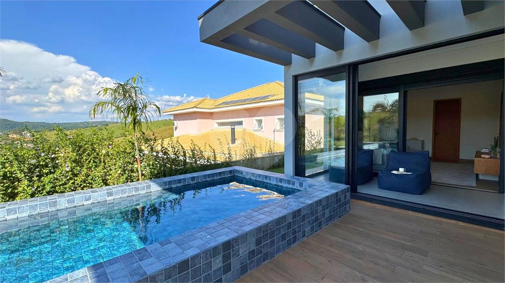 Casa à venda com 4 suítes no condomínio Santo Antonio II, Itu - SP