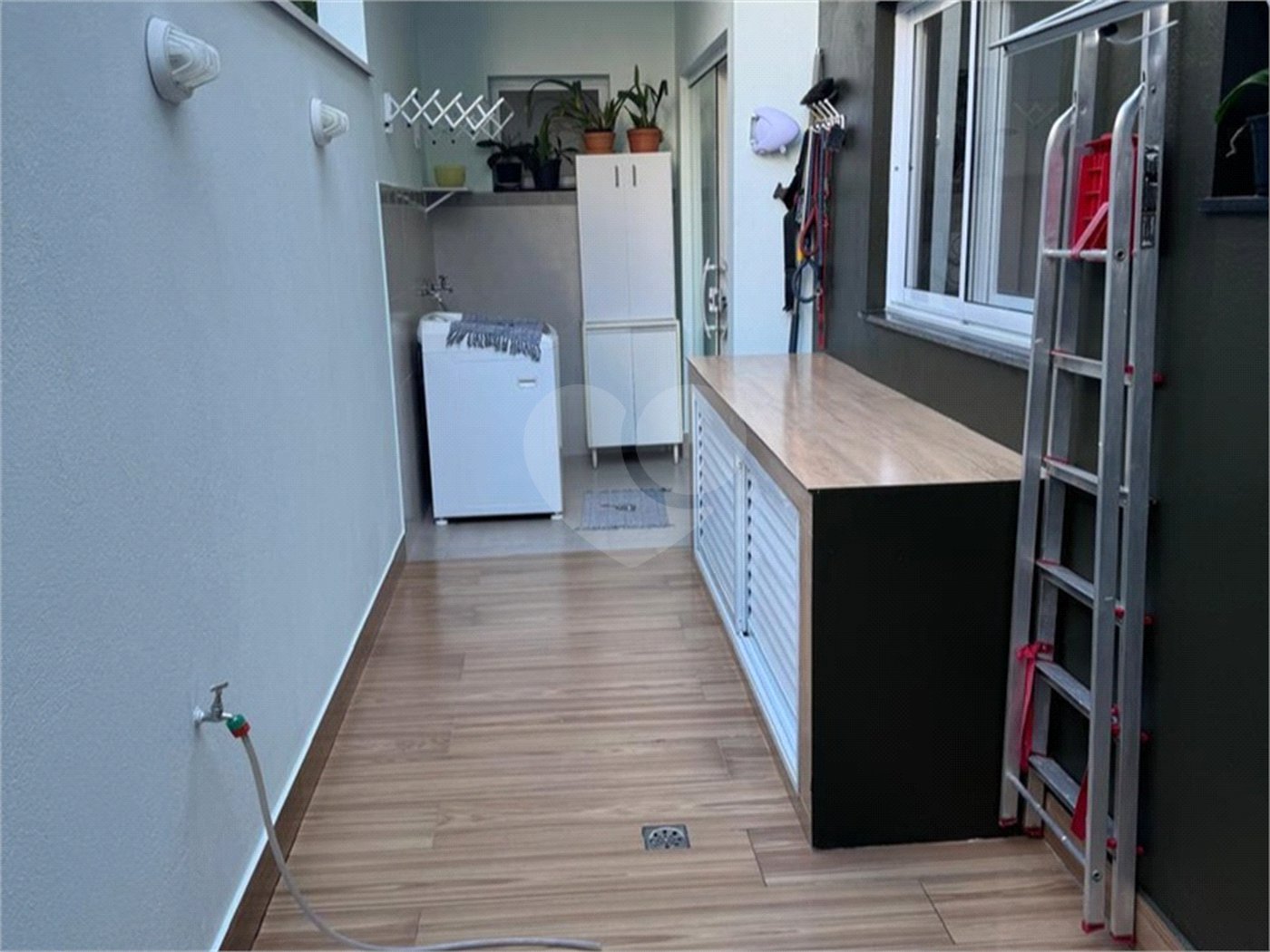 Casa à venda com 3 quartos, sendo 1 suíte,  no condomínio Campos do Conde, Sorocaba - SP