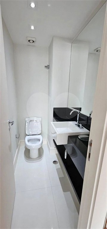 Apartamento à venda com 4 quartos, sendo 3 suítes, em Jardim Paulista, São Paulo, SP