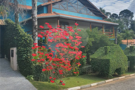 Casa à venda ou para alugar com 4 suítes em Vila Machado, Mairiporã, SP