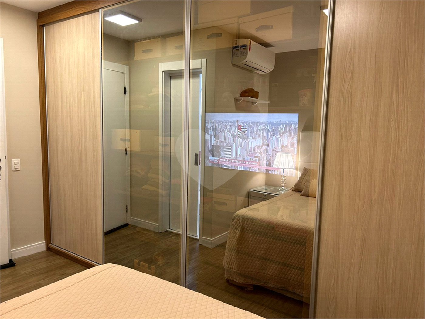 Apartamento à venda com 3 quartos, sendo 1 suíte,  em Jardim Caboré, São Paulo, SP