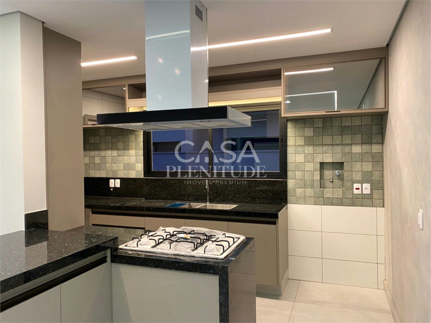 Casa em condomínio à venda com 4 suítes em Alphaville Nova Esplanada, Votorantim, SP