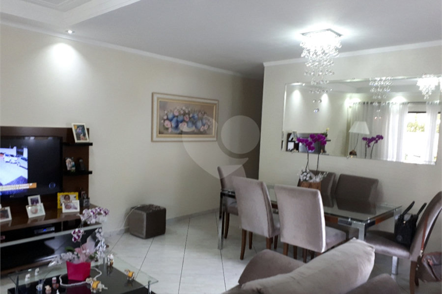 Casa à venda ou para alugar com 3 quartos, sendo 1 suíte, em Horto, São Paulo, SP