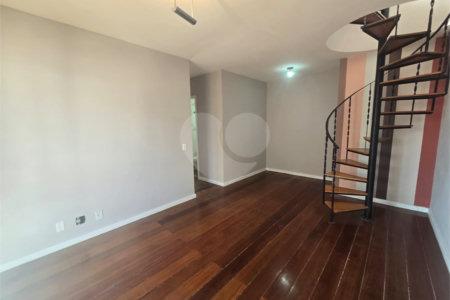 Cobertura à venda com 2 quartos, sendo 1 suíte,  em Andaraí, Rio de Janeiro, RJ