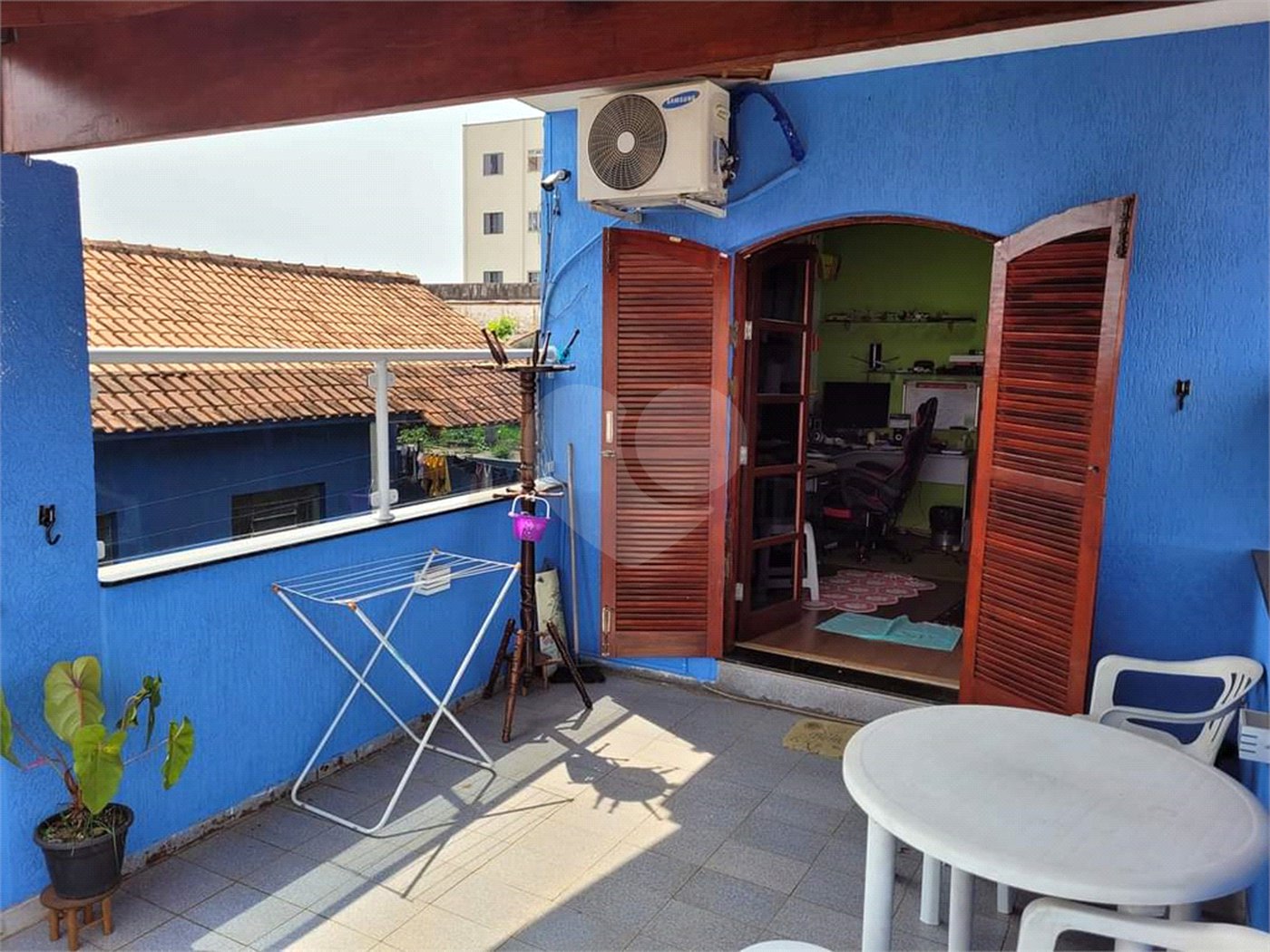 Sobrado à venda com 2 quartos, sendo 1 suíte,  em Vila Sud Menuci, Mogi das Cruzes, SP