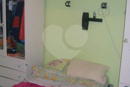 Casa à venda com 3 quartos no condomínio Travessa Sílvio Lazzari,76, São Paulo - SP