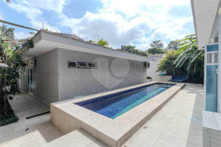 Casa Térrea à venda com 5 suítes em Brooklin, São Paulo, SP