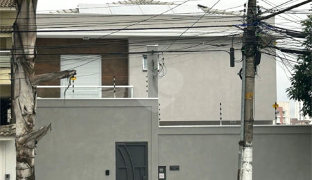 Sobrado à venda com 3 quartos, sendo 1 suíte,  em Santa Teresinha, São Paulo, SP