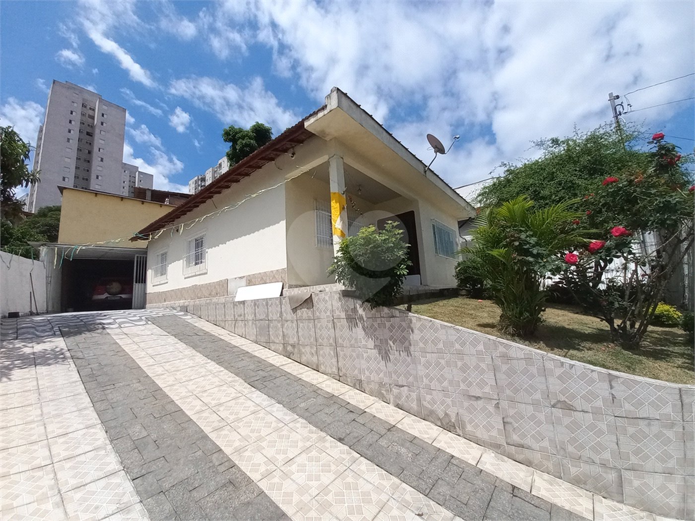 Casa Térrea à venda com 3 quartos em Jardim das Palmas, São Paulo, SP