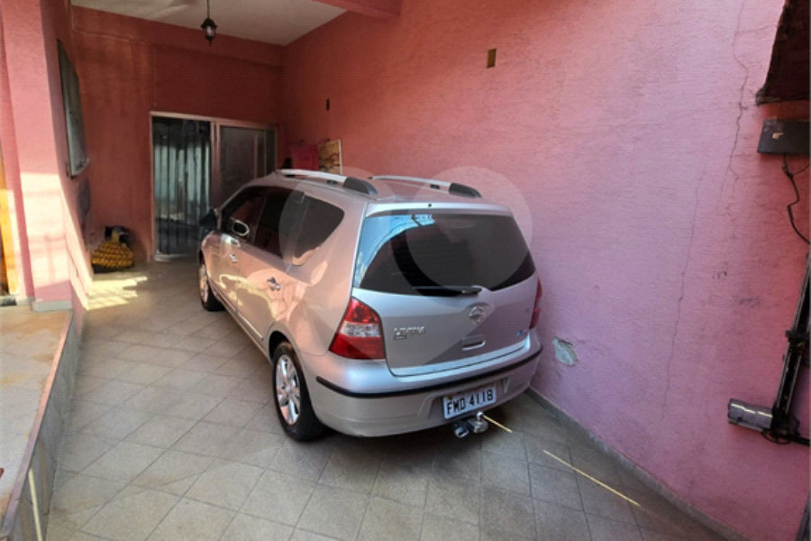 Sobrado à venda com 5 quartos, sendo 1 suíte, em Vila Bonilha, São Paulo, SP