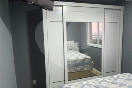 Apartamento à venda com 2 quartos em Piraporinha, Diadema, SP