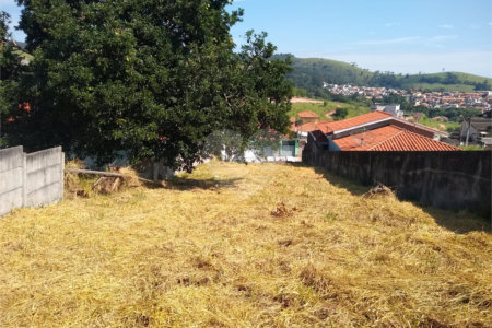 Terreno à venda no Centro, Bom Jesus dos Perdões, SP