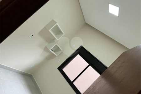 Casa à venda com 3 quartos, sendo 1 suíte, no condomínio Vila Ytu, Indaiatuba - SP