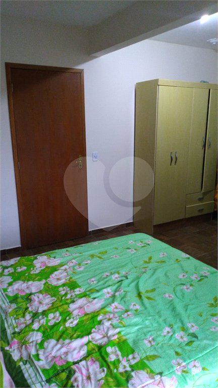 Casa à venda com 1 quarto em Água Vermelha, Poá, SP
