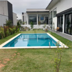 Casa à venda ou para alugar com 4 quartos, sendo 3 suítes, no condomínio Figueira Garden, Atibaia - SP