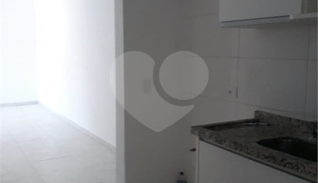 Apartamento à venda ou para alugar com 2 quartos em Vila Santa Isabel, São Roque, SP