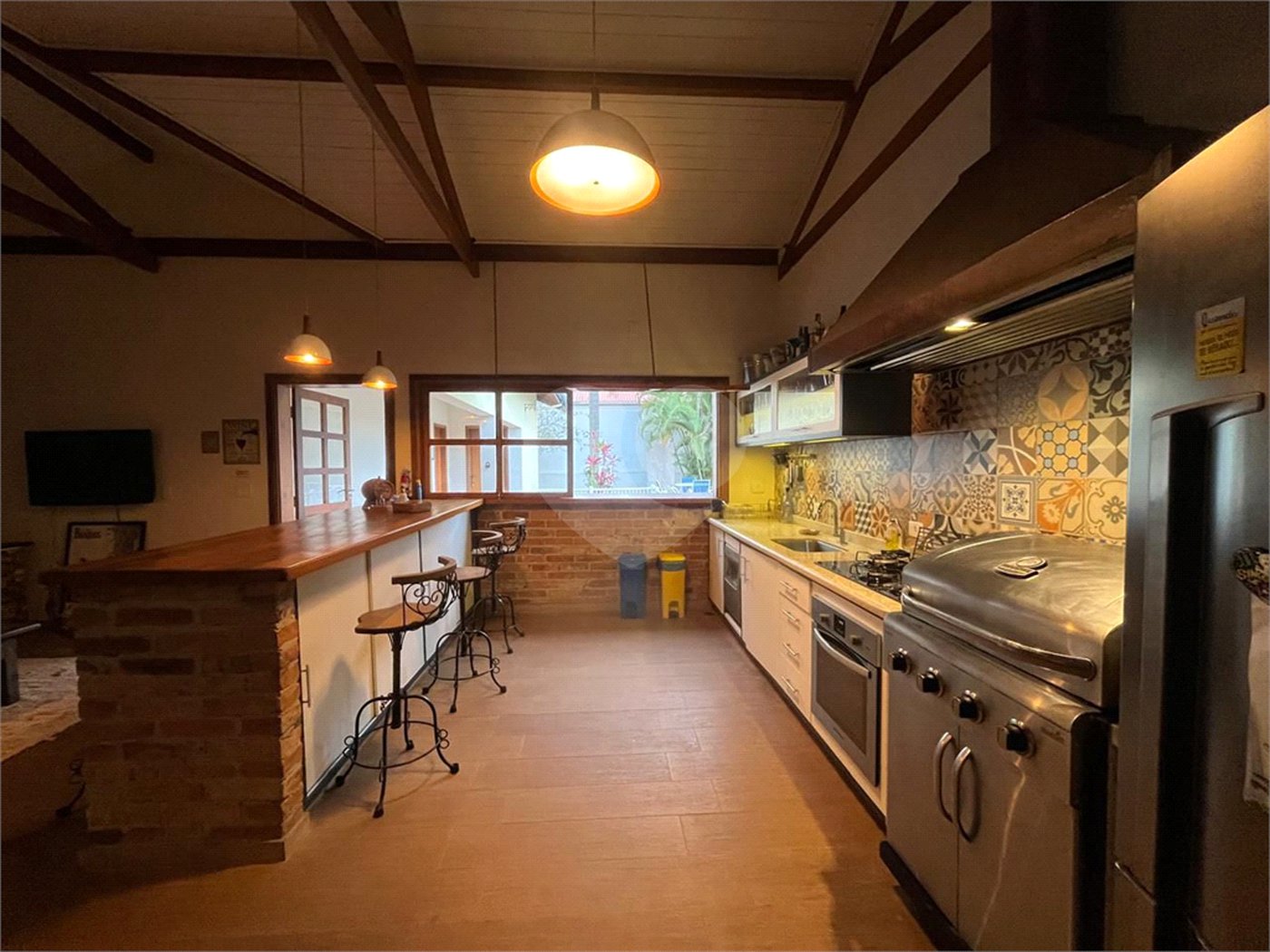 Casa à venda com 5 quartos, sendo 2 suítes, em Parque Residencial Colina das Estrelas, Tatuí, SP