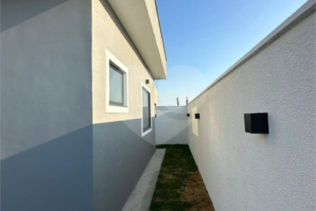 Casa à venda com 3 quartos, sendo 1 suíte, em Nova São Pedro, São Pedro da Aldeia, RJ